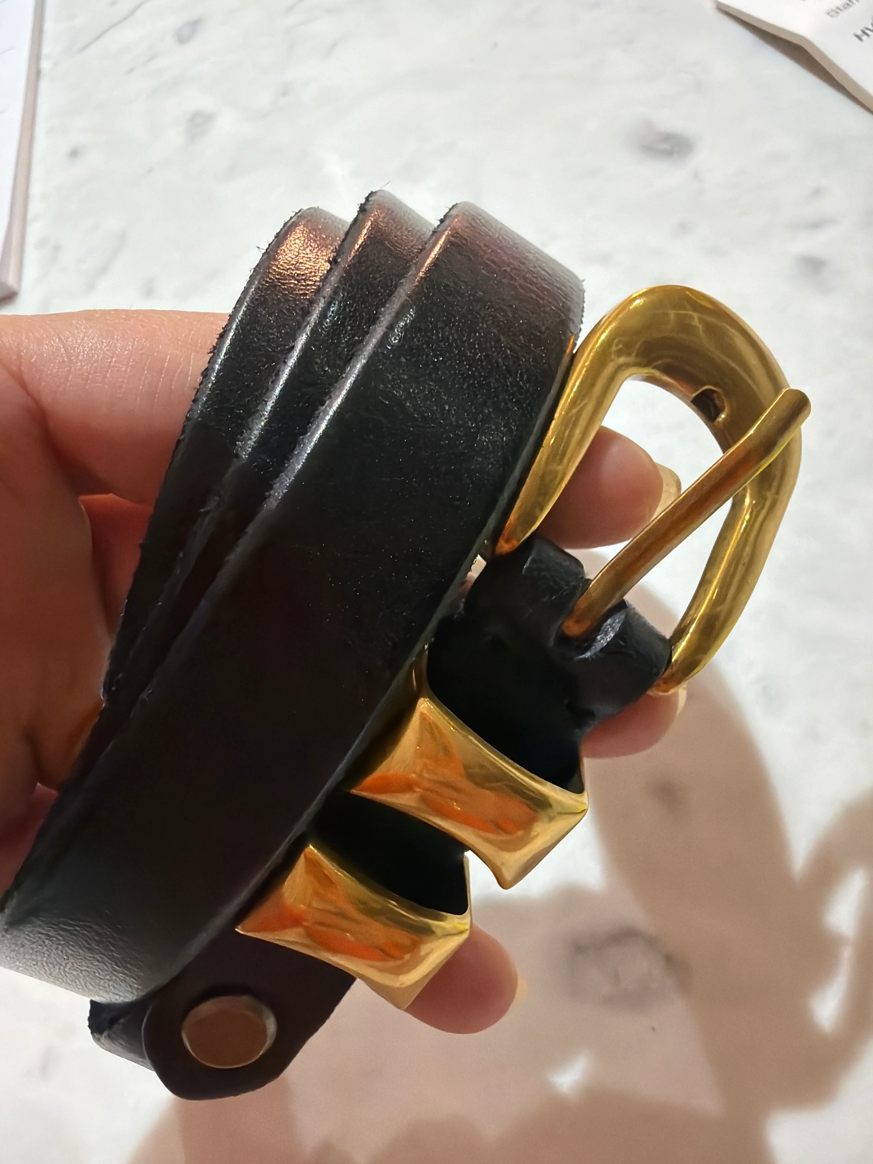 1 Beltase Versatile Black Brass