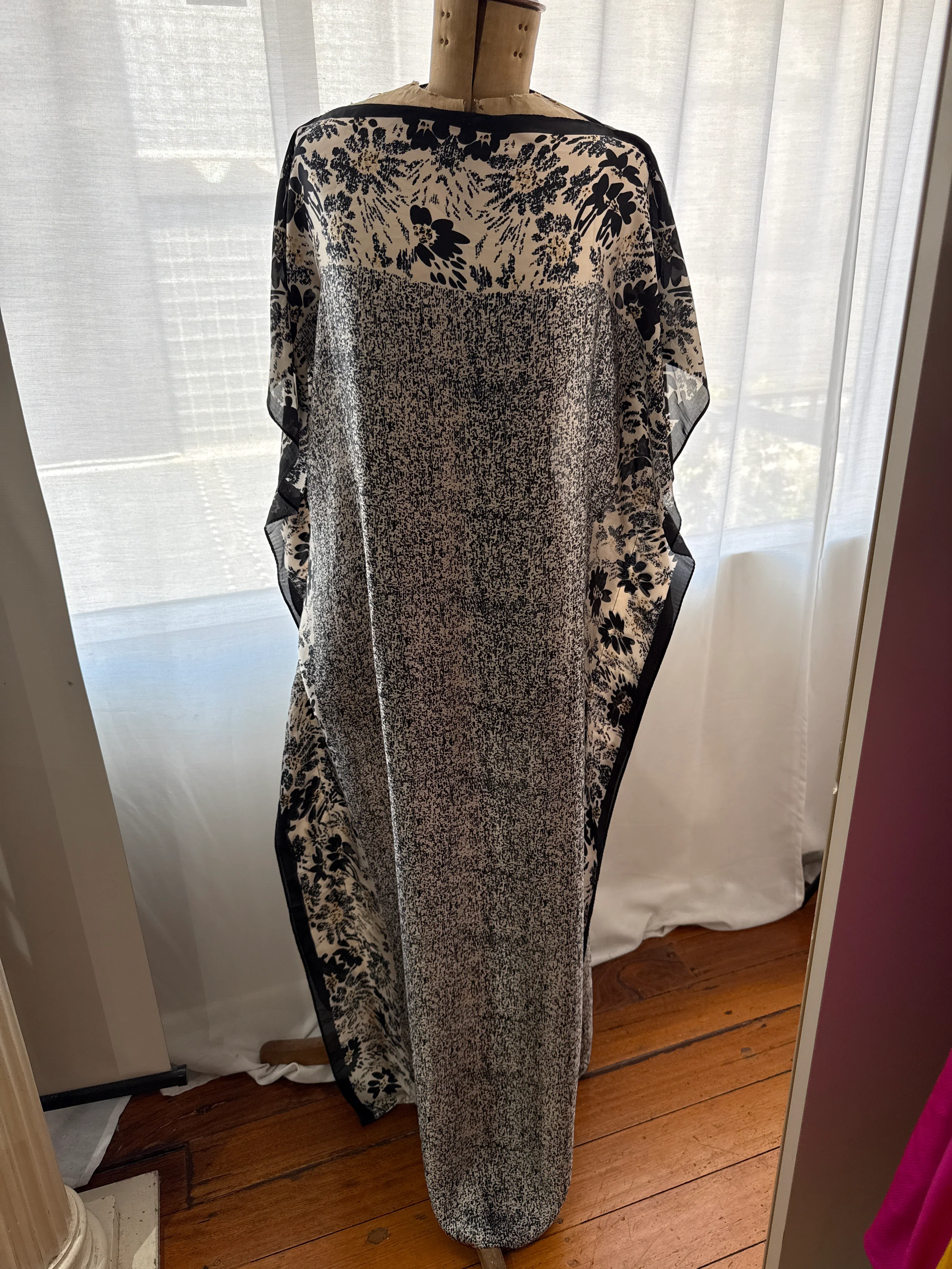 B&W Floral Kaftan