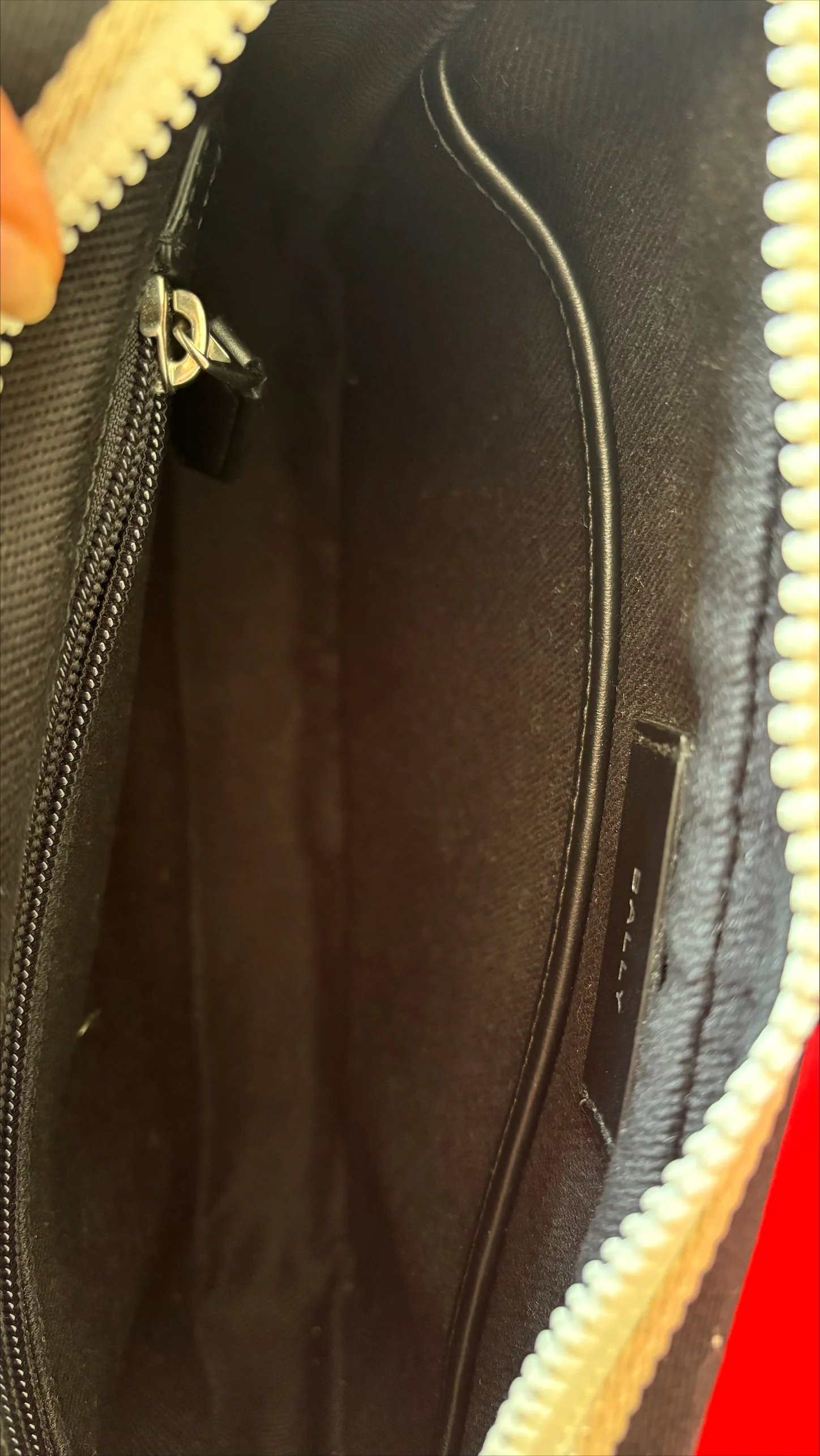 Bally - cons - Image 2