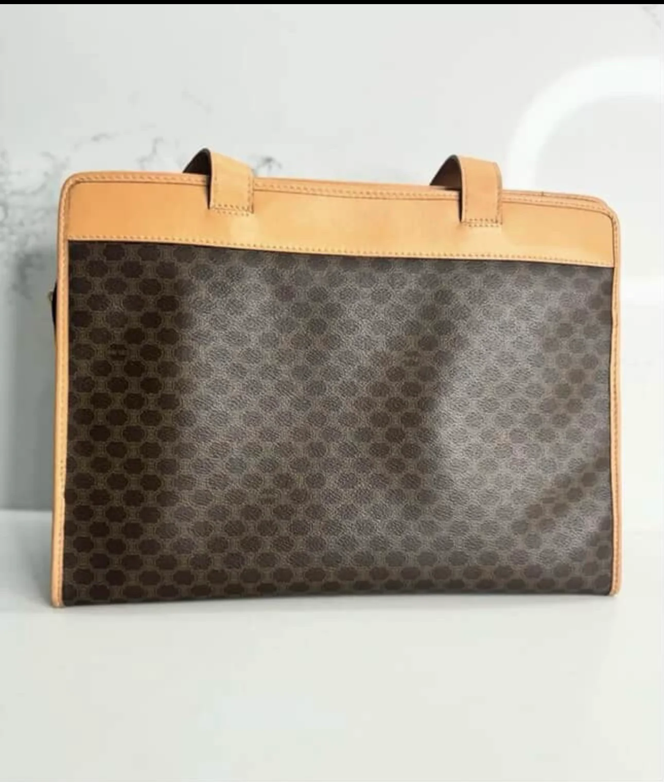 Celine - CONS - Image 2