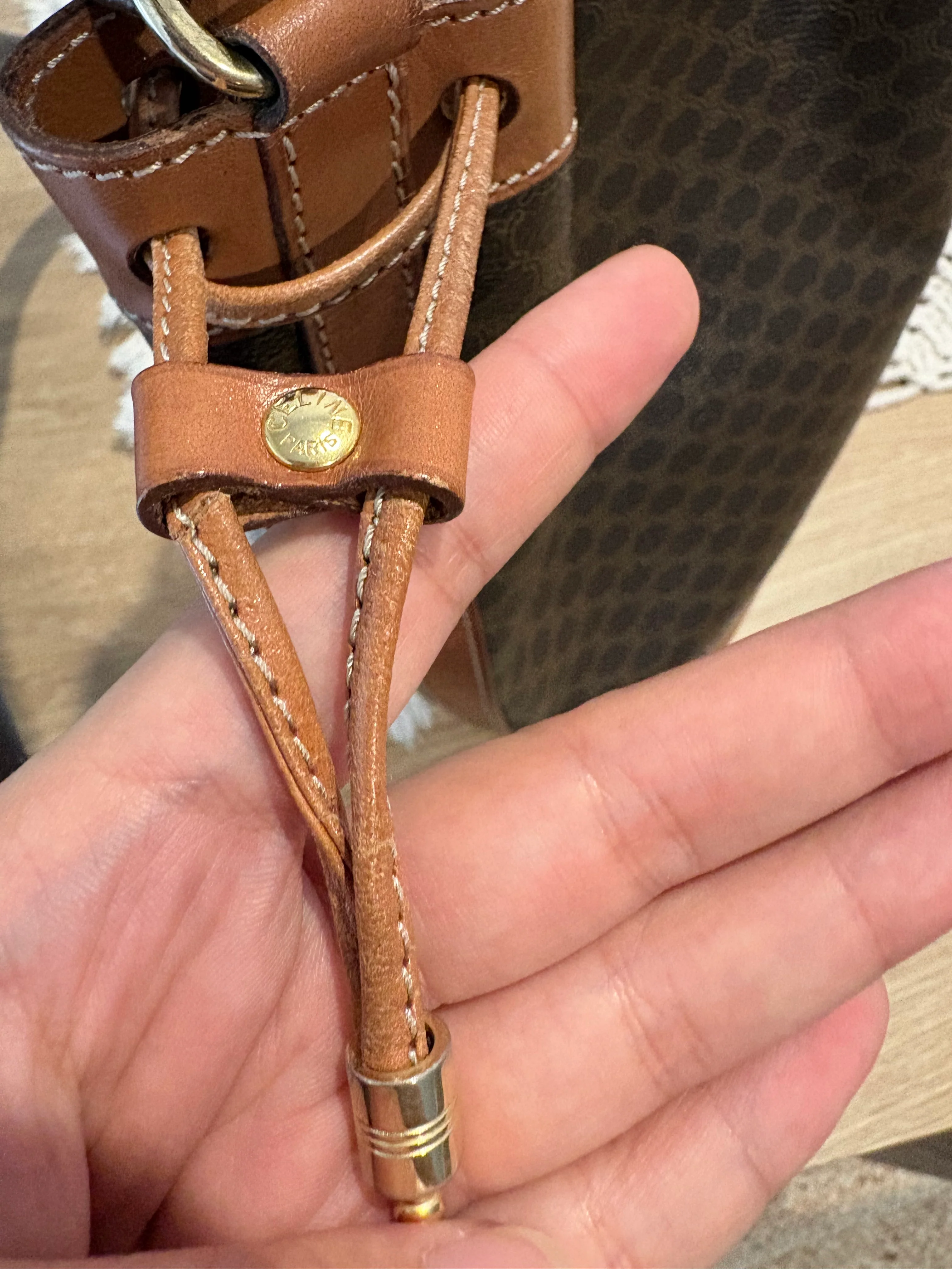 Celine - cons - Image 10
