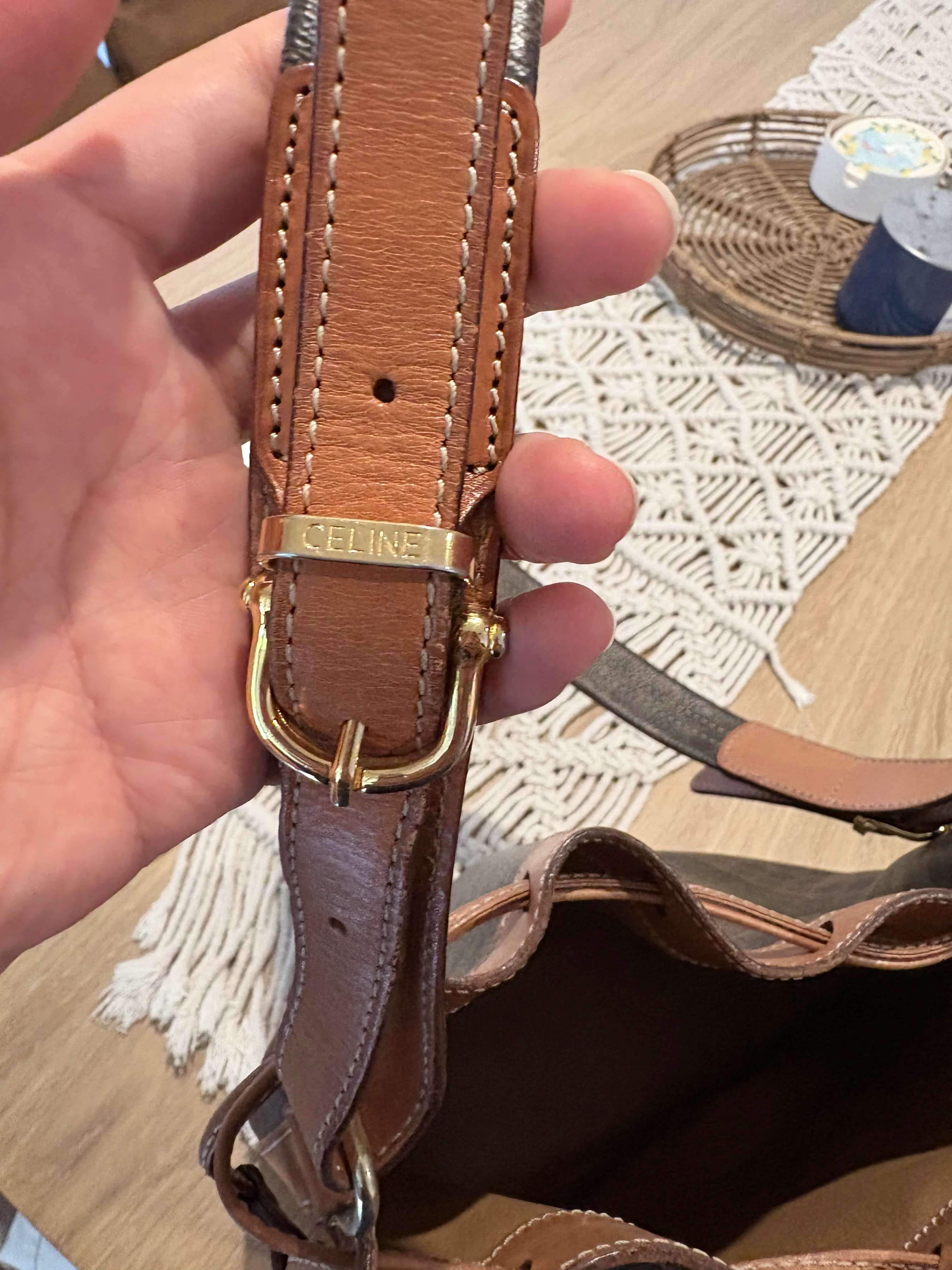 Celine - cons - Image 8