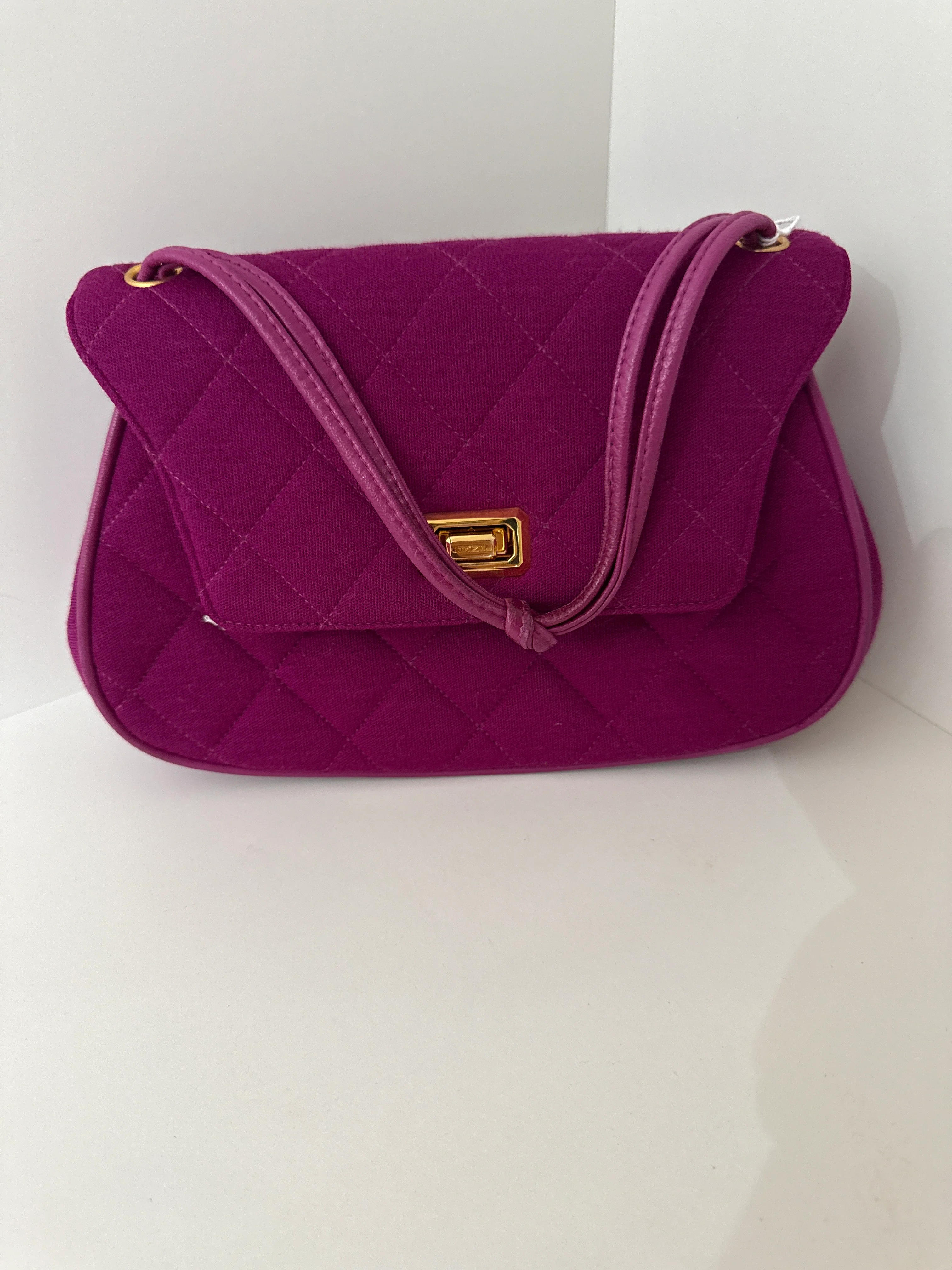 Chanel | Purple Quilted handbag - HV