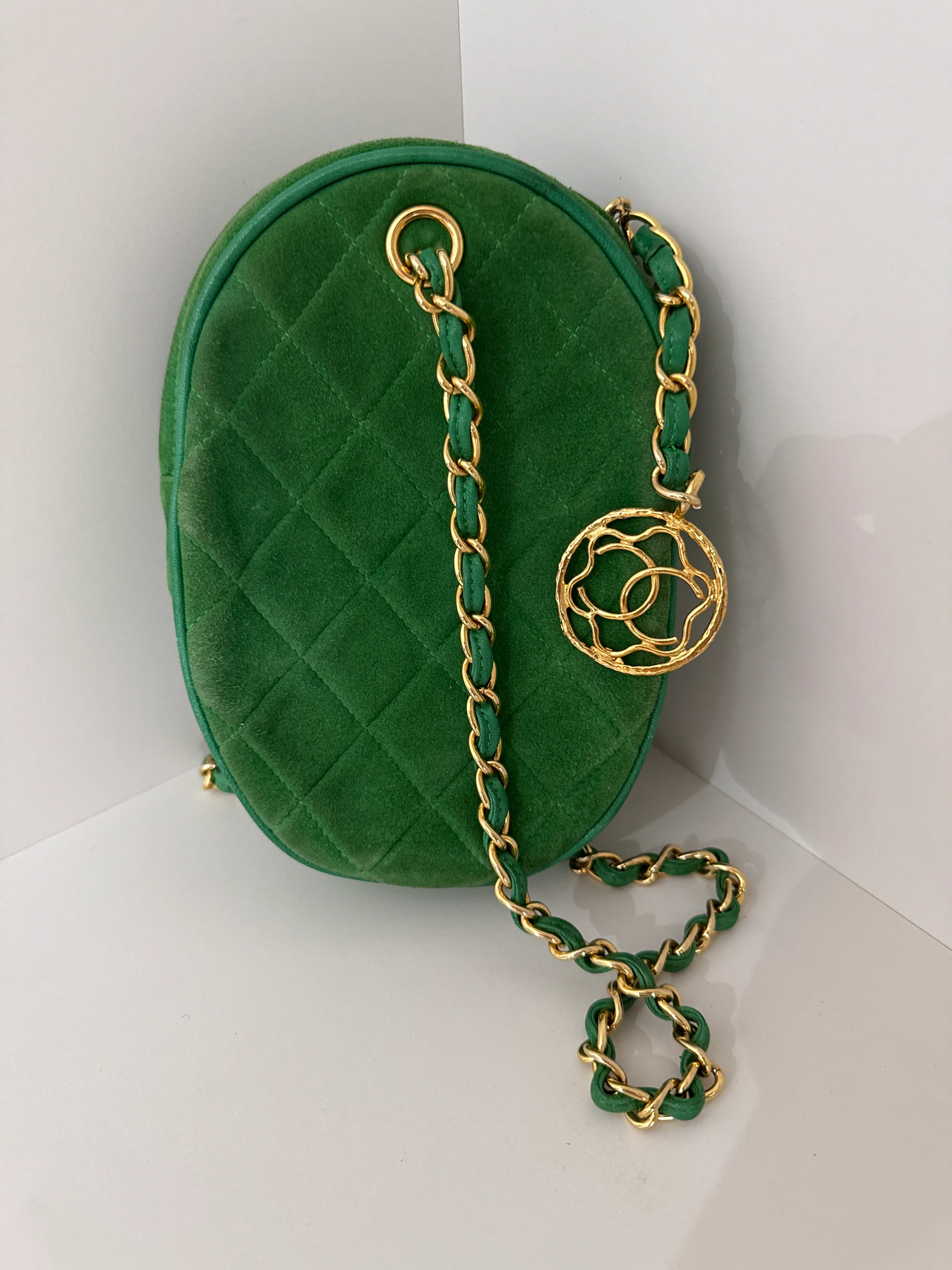 Chanel | Green Suede Crossbody Pouch - HV