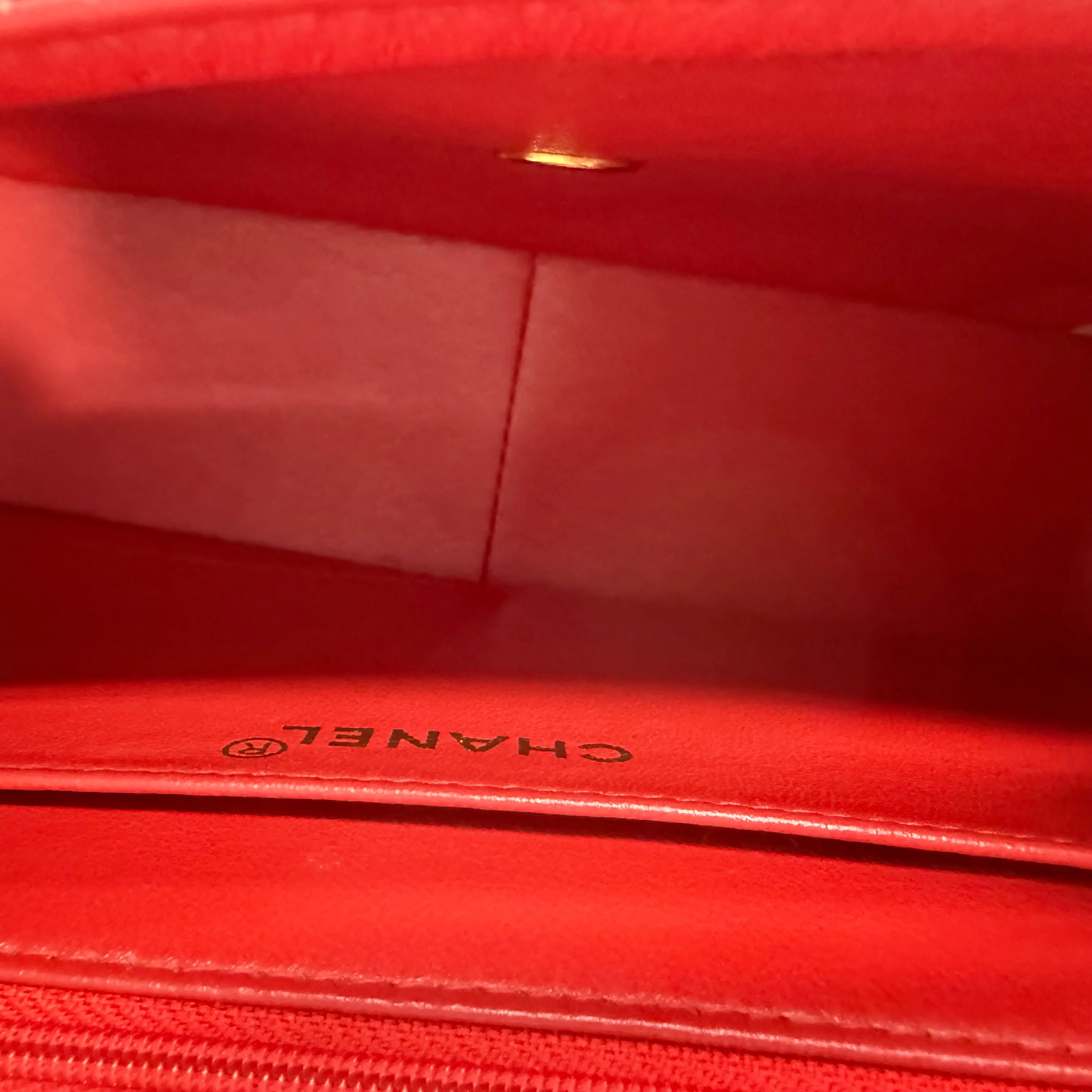 Chanel | Diana Flap Shoulder Bag – Red Lambskin & Gold Hardware (Excellent Condition) - Image 5