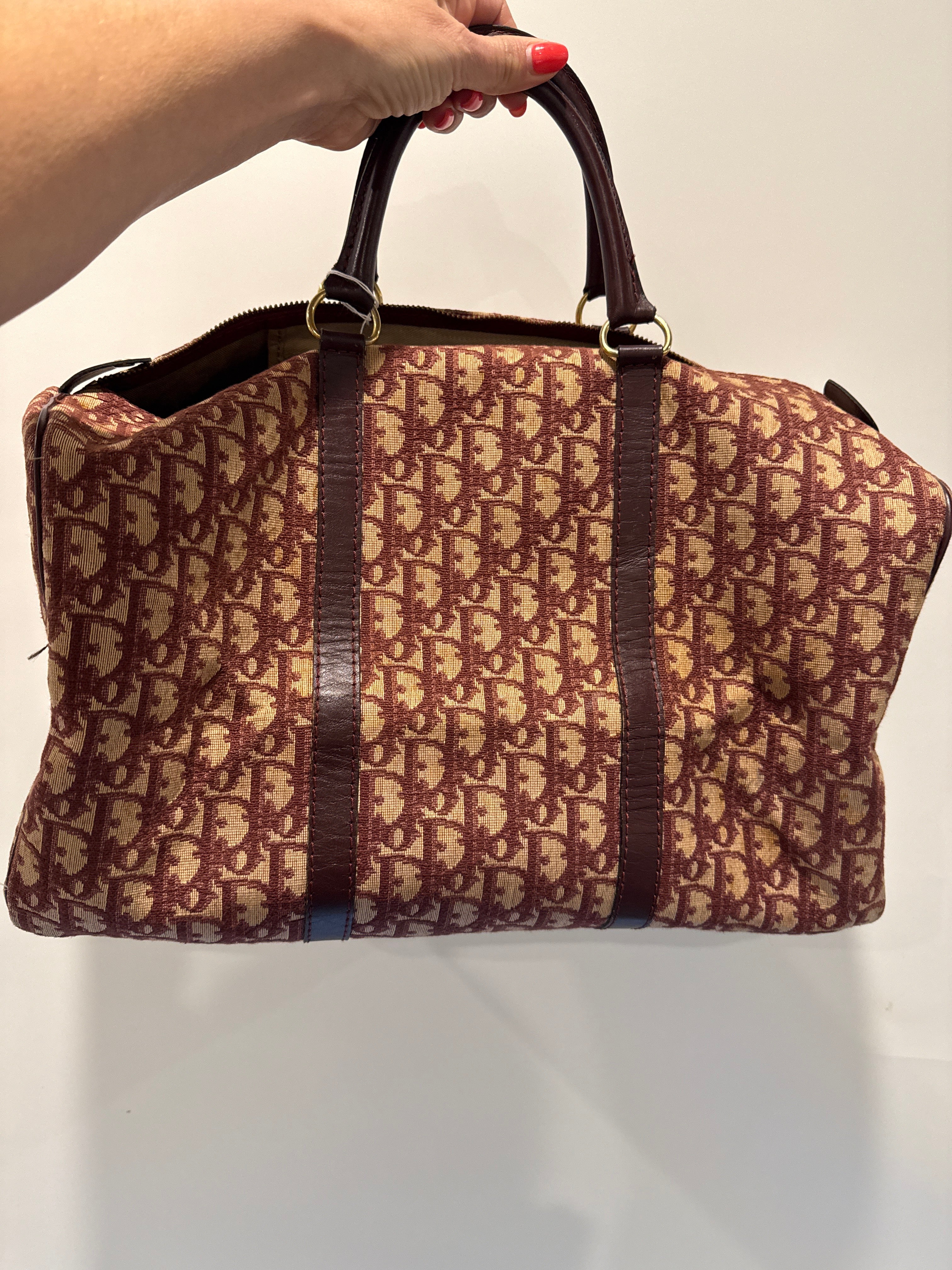 Dior Boston red