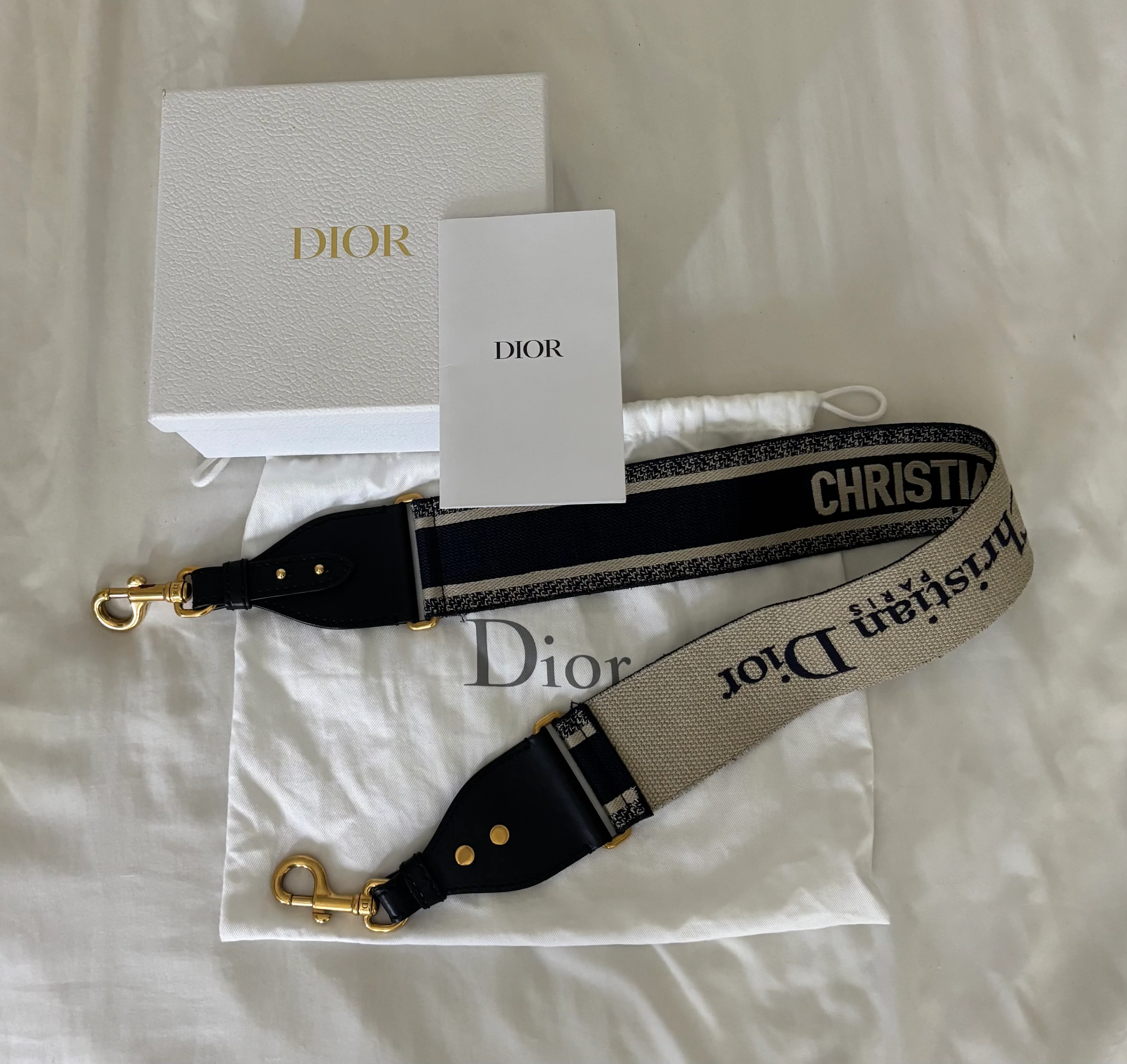 Dior - cons