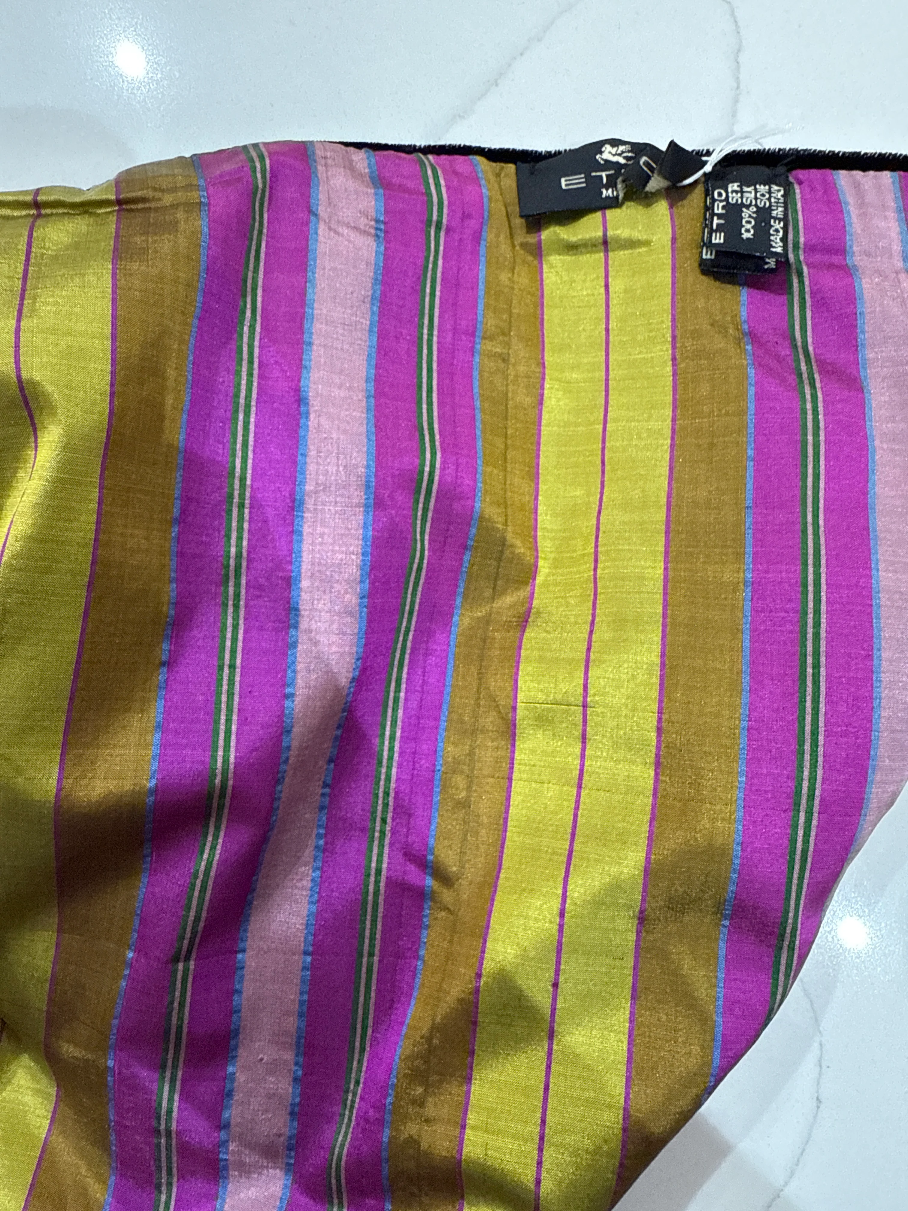 Etro - hv