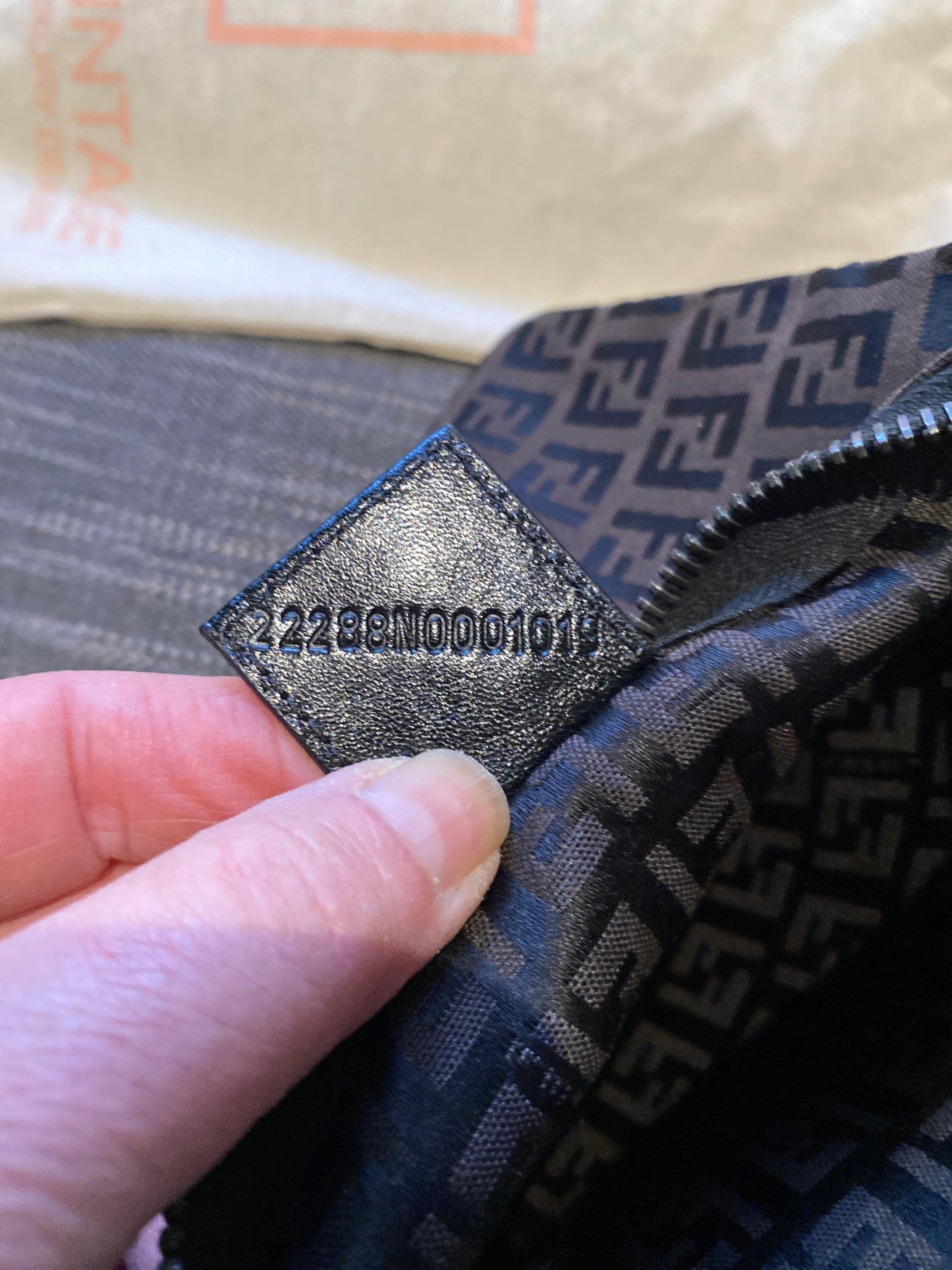 Fendi - cons - Image 12