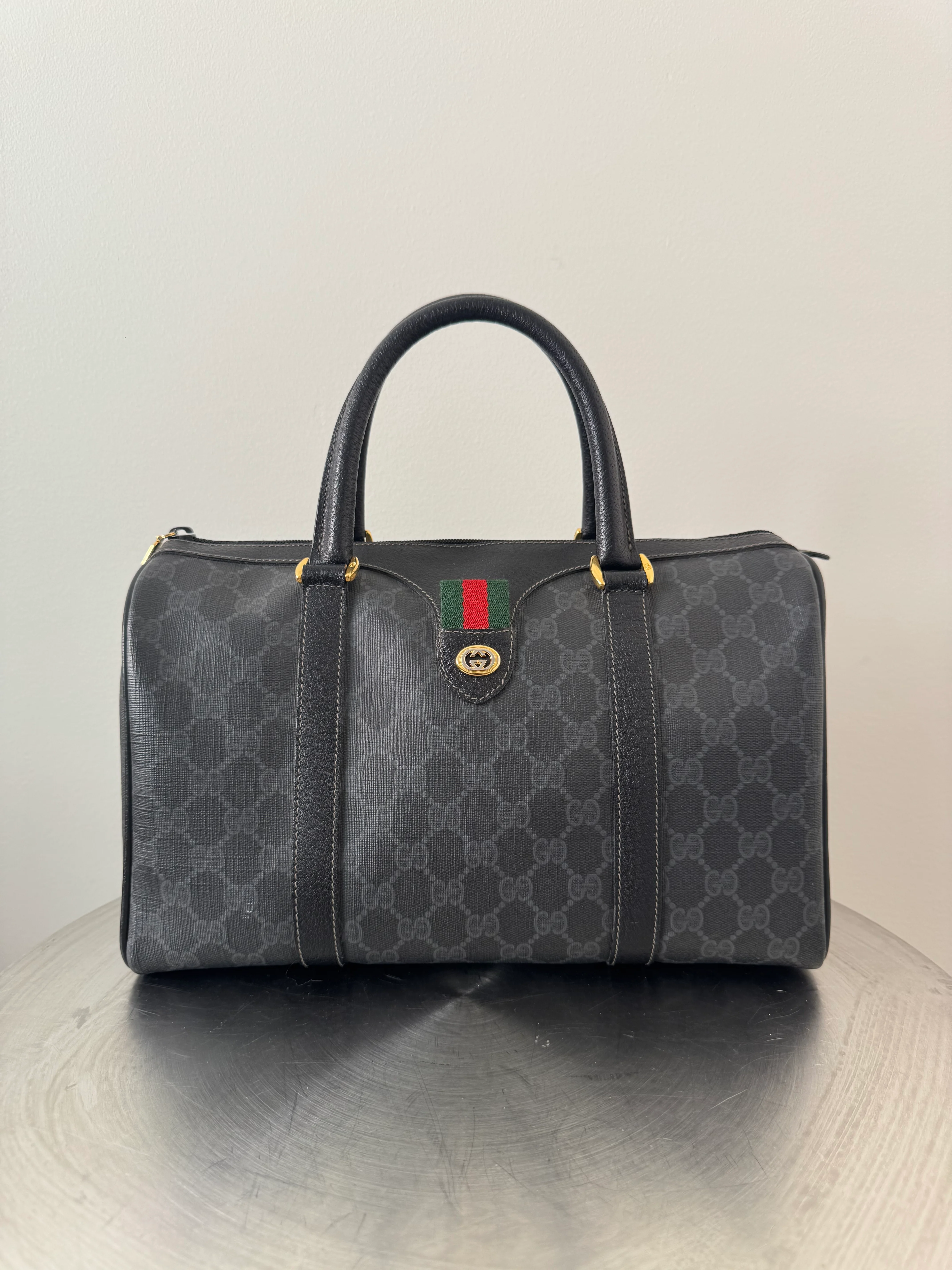 Gucci | Black Monogram with Gold Hardware - cons