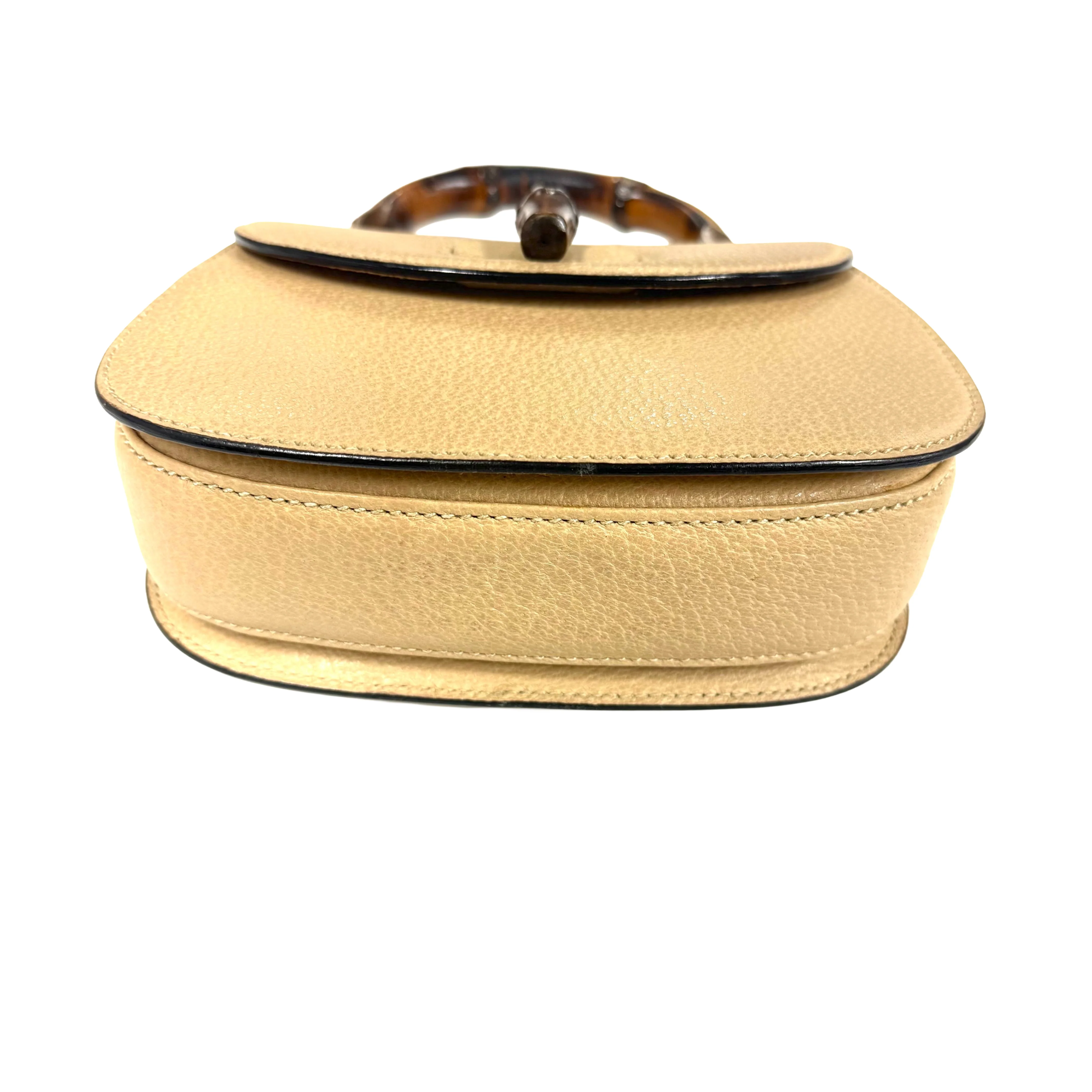 Gucci | Mini Bamboo Top Handle Bag – Beige Pebbled Leather (Pristine Condition) - Image 4