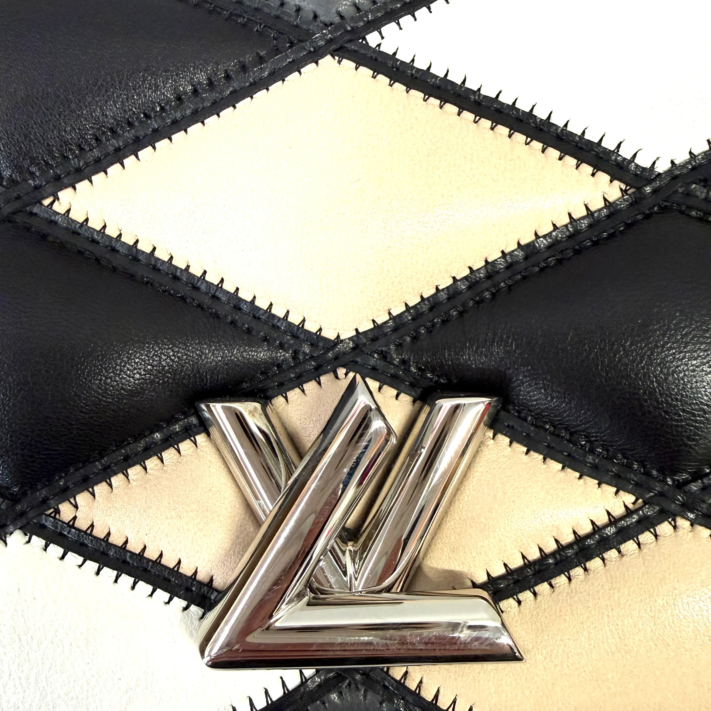 Louis Vuitton | Patchwork Leather Chain Shoulder Bag – Black, Cream & Beige (Pristine Condition) - Image 5