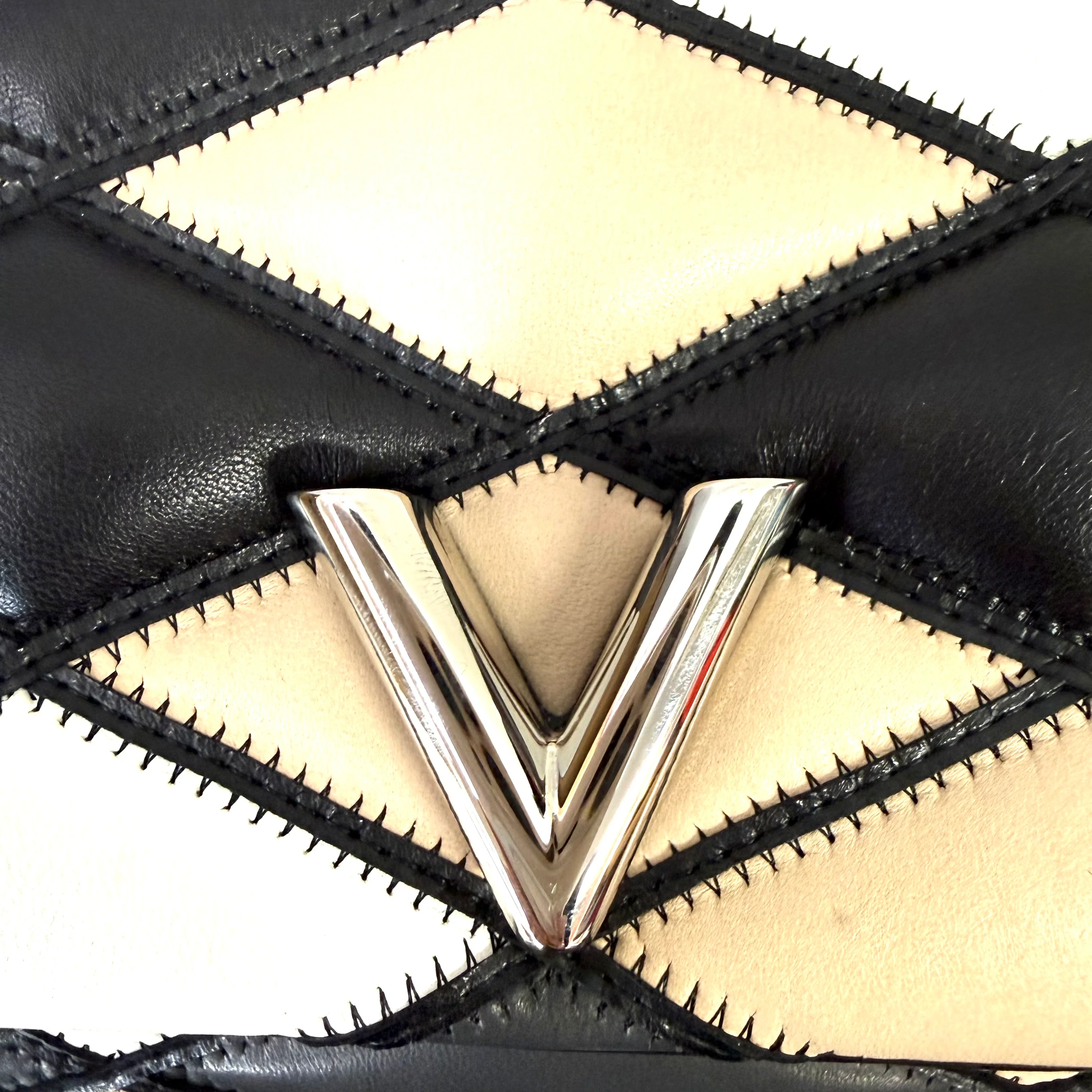 Louis Vuitton | Patchwork Leather Chain Shoulder Bag – Black, Cream & Beige (Pristine Condition) - Image 8
