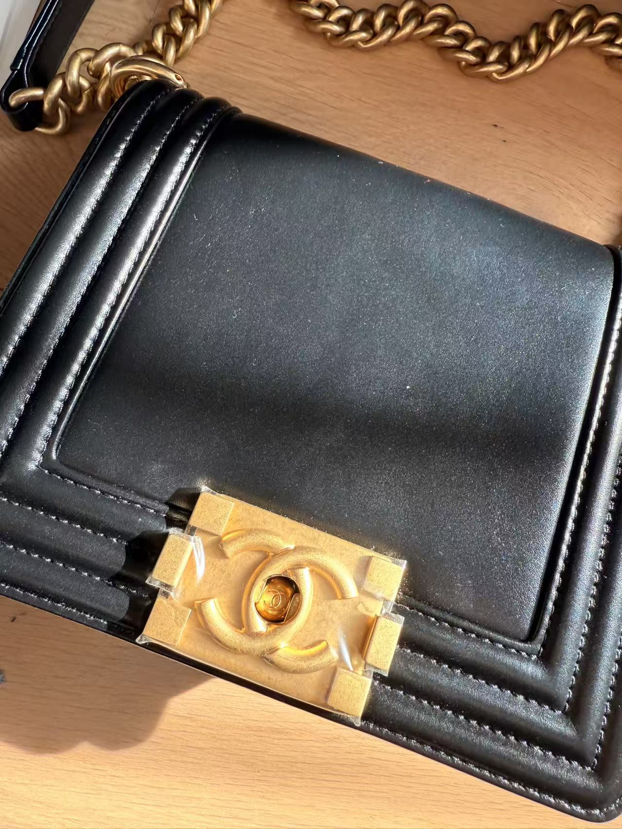Chanel - CONS - Image 2