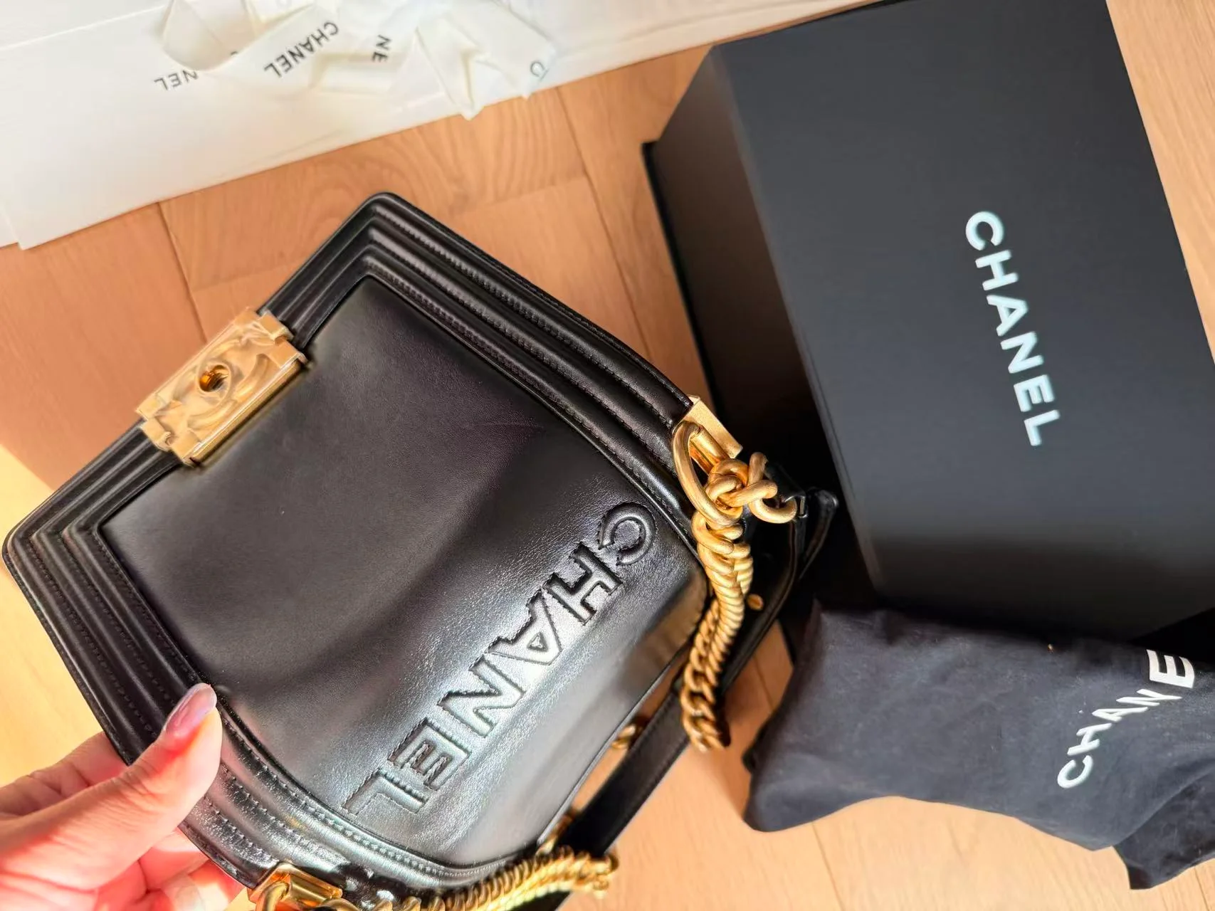 Chanel - CONS - Image 3