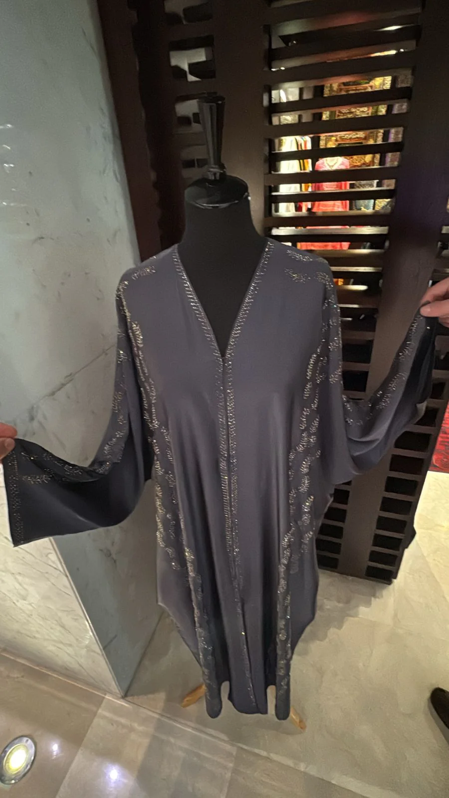 Sets x Abaya - Image 3