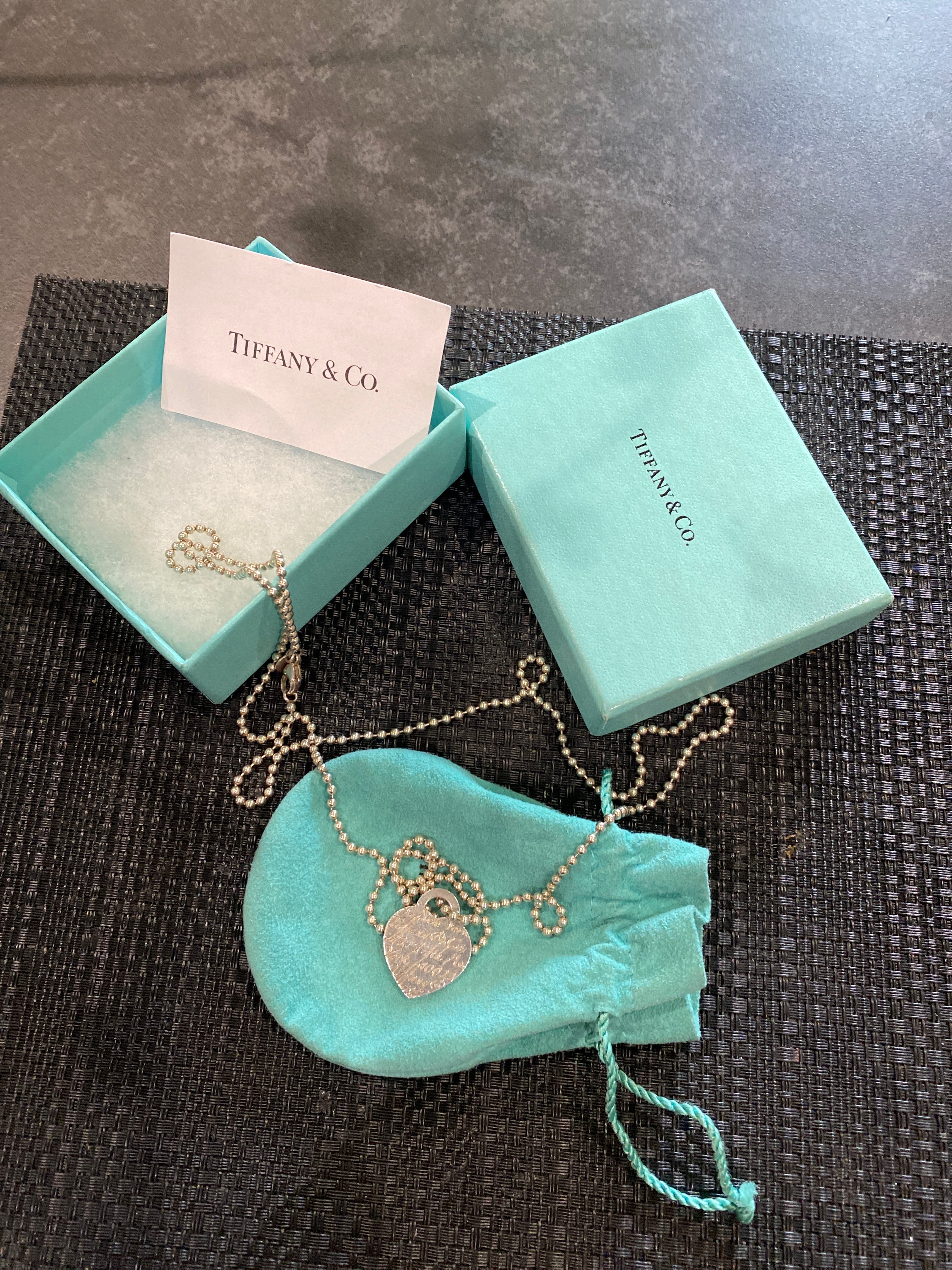 Tiffany & Co - cons